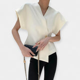 Lucia | Elegáns, minimalista dizájnnal