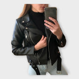 Tuuli | Divatos bőrövtartó és csattal