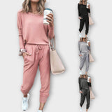 Thalia | Pihentető szabású és minimalista esztétikájú pihenőszoba szett