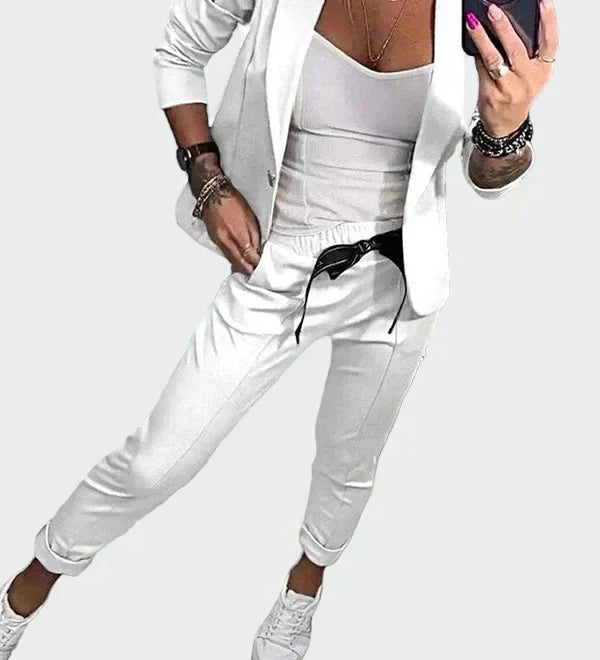 Leia | Elegáns, két részes öltöny szett